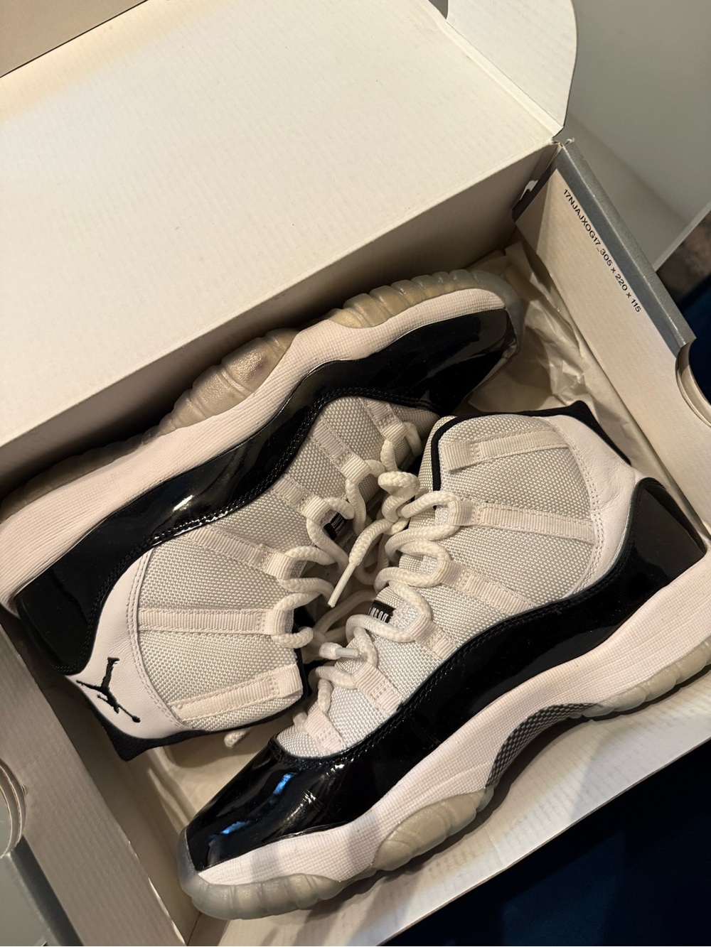 Jordan Men's White and Black Retro Sneakers